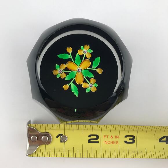 Perthshire 2001B Amber Bouquet Lampwork Flower Black Ground Faceted Paperweight - Picture 9 of 12